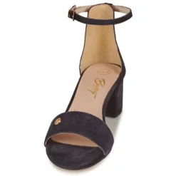 Betty London Innamata 10 Betty London Innamata -Betty London 13269238 500 C