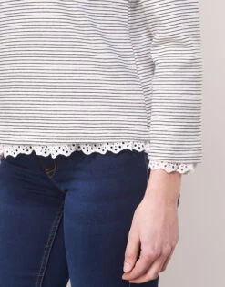 Betty London Kara 10 Betty London Kara -Betty London 15225889 500 F