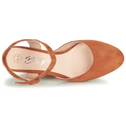 Betty London Maline 13 Betty London Maline -Betty London 16920357 500 F