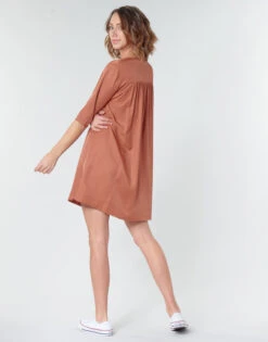 Betty London Moudene -Betty London 16932224 500 D