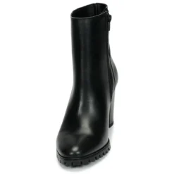 Betty London Nohime -Betty London 17999501 500 C