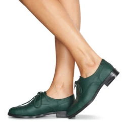 Betty London Nadie 15 Betty London Nadie -Betty London 17999541 500 H