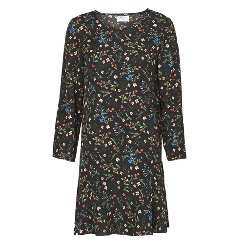 Betty London Nelly 1 Betty London Nelly