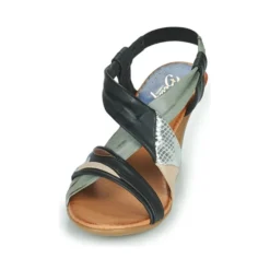 Betty London Pouloi -Betty London 18979234 500 C