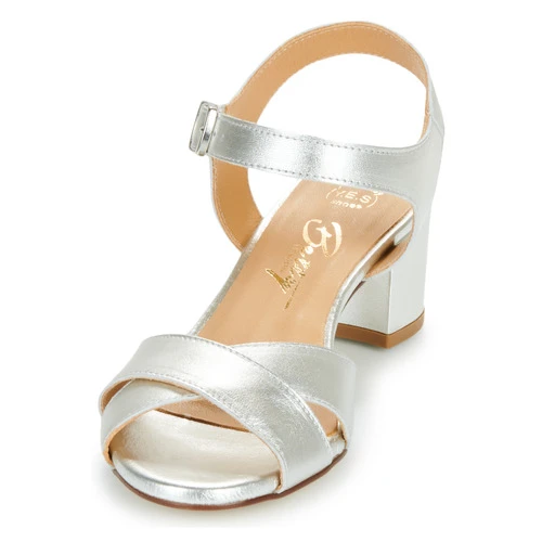 Betty London Oskaidi 3 Betty London Oskaidi - Imagen 3