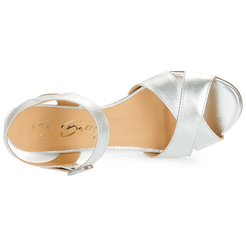 Betty London Oskaidi 6 Betty London Oskaidi - Imagen 6