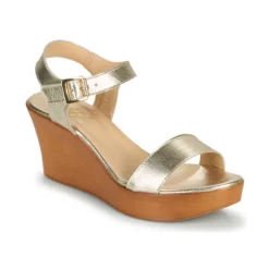 Betty London Charlota