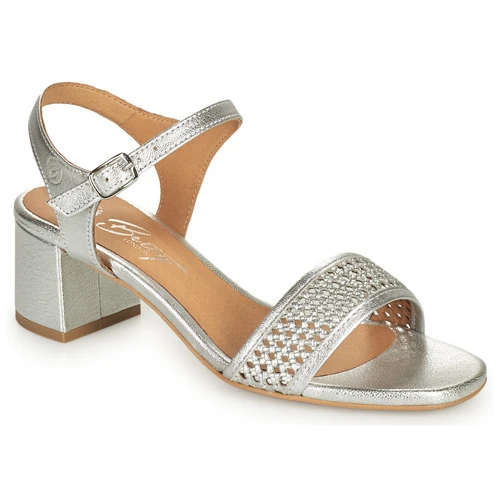 Betty London Oupette 1 Betty London Oupette