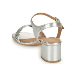 Betty London Oupette 12 Betty London Oupette -Betty London 19052065 500 E