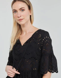 Betty London Vebelle -Betty London 19171690 500 E