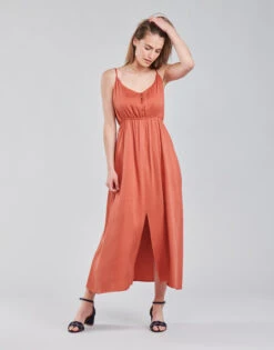 Betty London Onnana 7 Betty London Onnana -Betty London 19473116 500 C