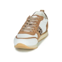 Betty London Permine 10 Betty London Permine -Betty London 20338928 500 C