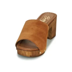 Betty London Lifou 10 Betty London Lifou -Betty London 21645081 500 C