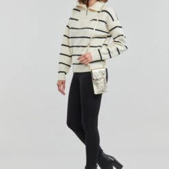 Betty London Guillem 11 Betty London Guillem -Betty London 22570175 500 H