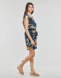 Betty London Berrie 7 Betty London Berrie -Betty London 23880571 500 C