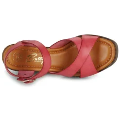 Betty London Tania -Betty London 24278553 500 F