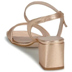 Betty London Juliette 11 Betty London Juliette -Betty London 24278583 500 E