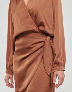 Betty London Savyna -Betty London 24650704 500 E