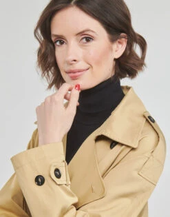 Betty London 10 Betty London -Betty London 25643402 500 E