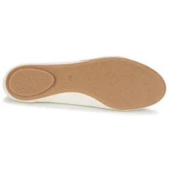 Betty London Erune -Betty London 3077550 500 G