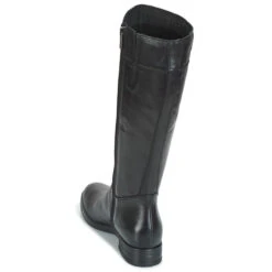 Betty London Janka -Betty London 8159552 500 E